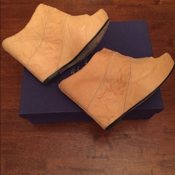 Stuart Weitzman tan wedge 4” heels. - Picture 3 of 4